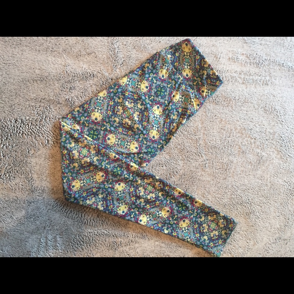 LulaRoe OS Leggings